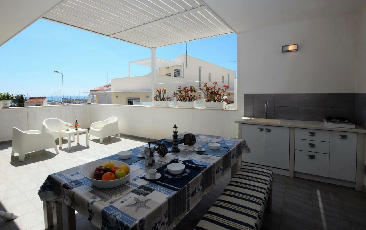Delposto Marina Di Ragusa Prl ภายนอก รูปภาพ
