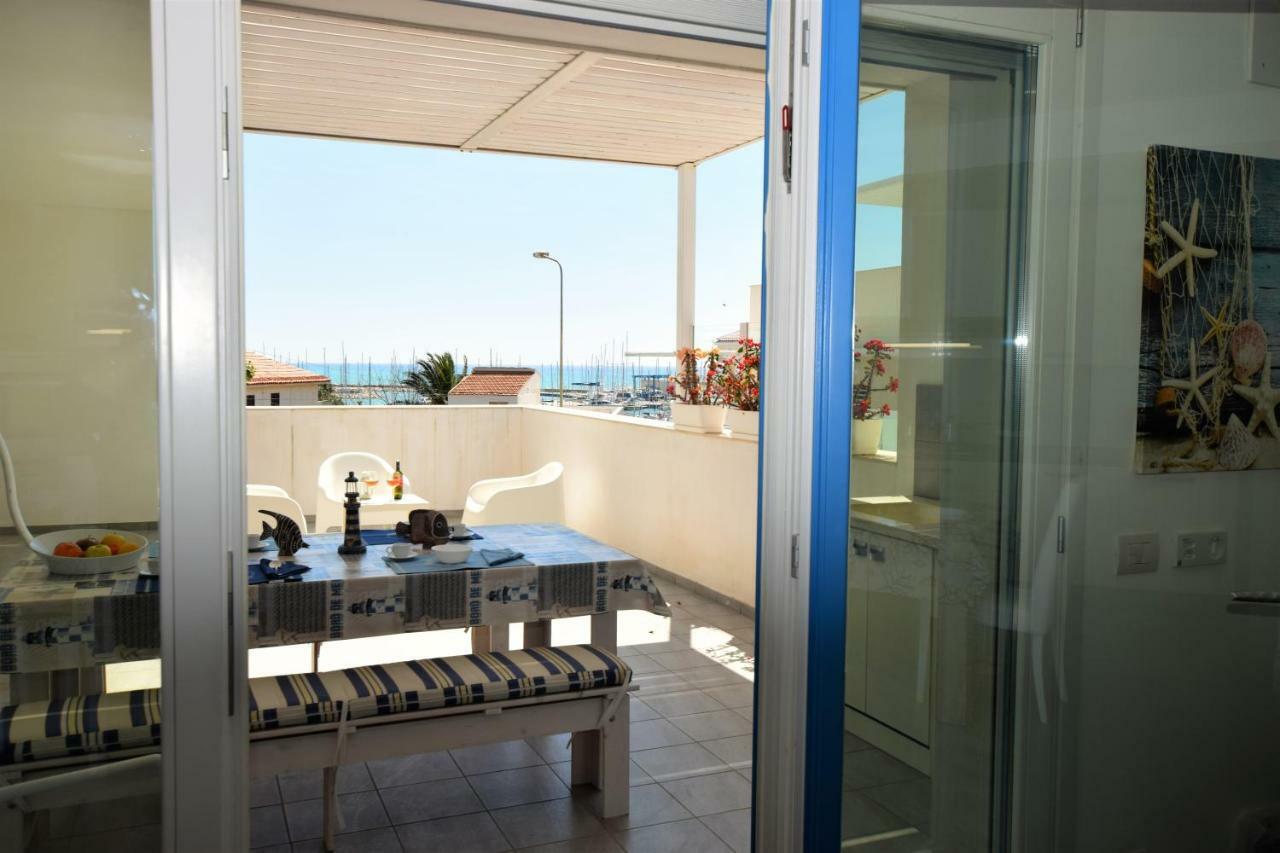 Delposto Marina Di Ragusa Prl ภายนอก รูปภาพ