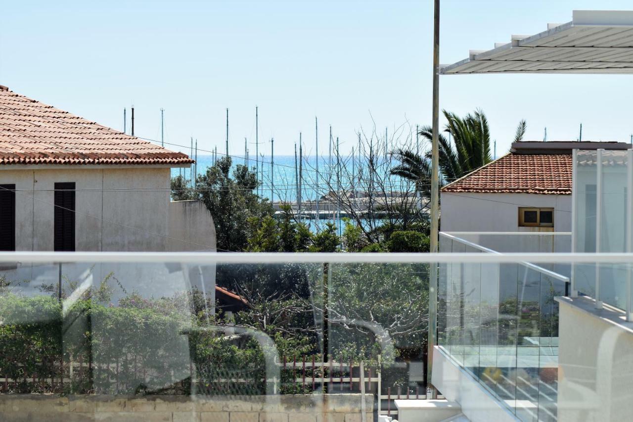 Delposto Marina Di Ragusa Prl ภายนอก รูปภาพ